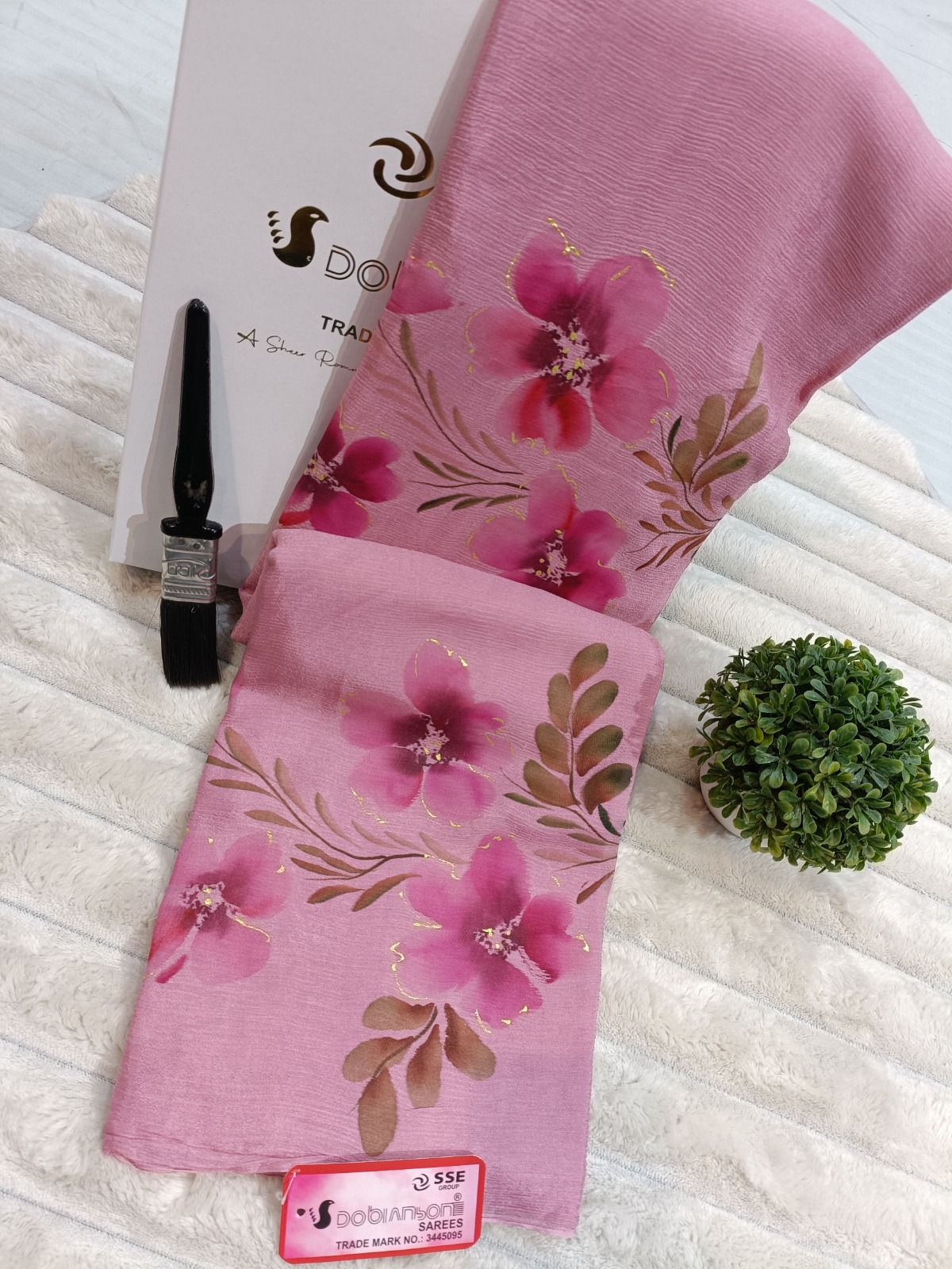WhatsApp Image 2025-09-27 at 2.00.59 PM (1) Chinon Brush Saree Pink - Madhu Creation - Image 1